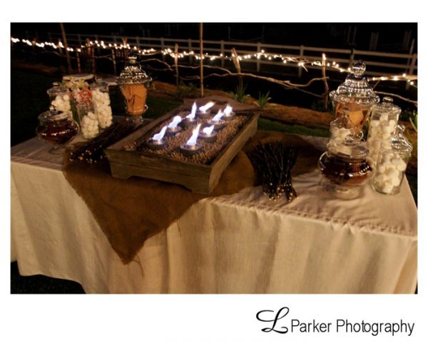 farm-charm-themed-wedding33D4170770-32B2-016B-3FE6-15A0C9D71A7A.jpg